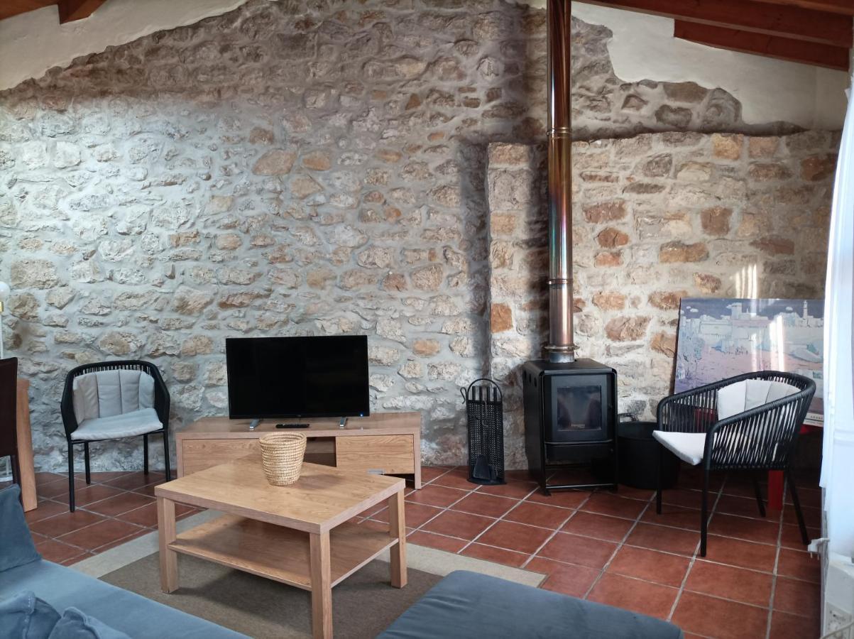 Apartamentos Las Cuadras De Estanos Muriedas Eksteriør bilde