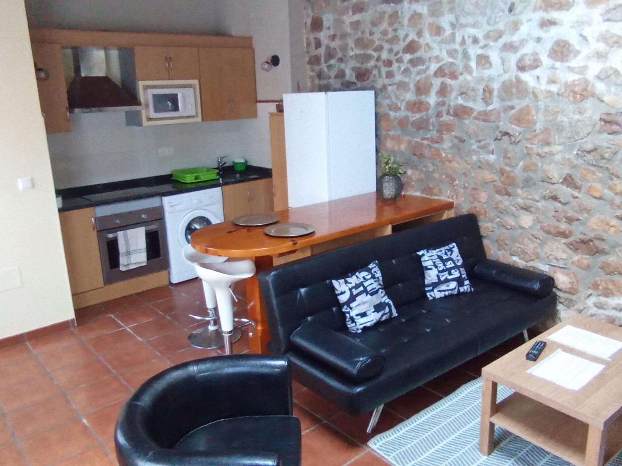 Apartamentos Las Cuadras De Estanos Muriedas Eksteriør bilde
