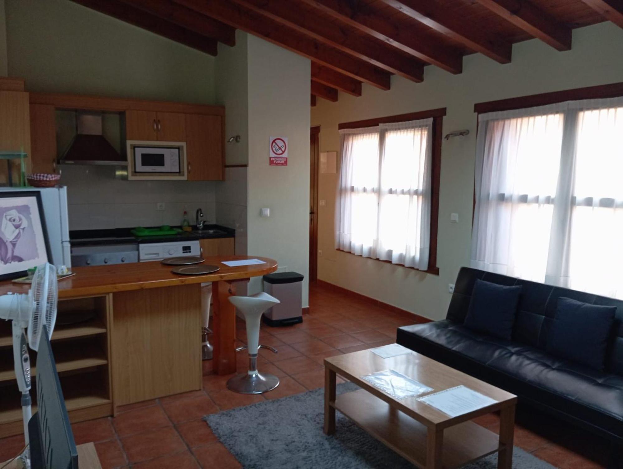Apartamentos Las Cuadras De Estanos Muriedas Eksteriør bilde