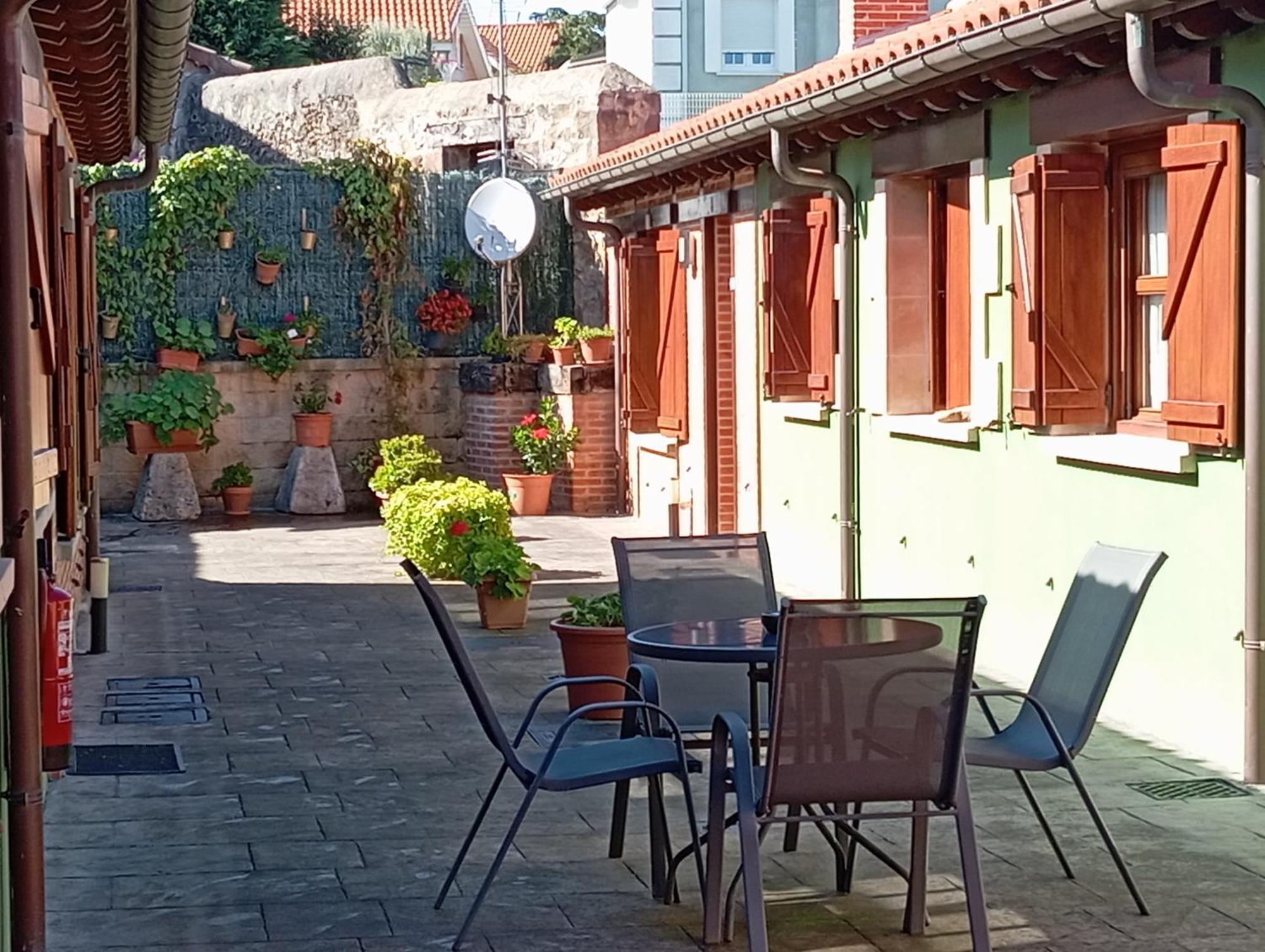 Apartamentos Las Cuadras De Estanos Muriedas Eksteriør bilde